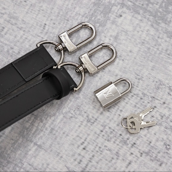 Beautiful LV Keepall for sale! 100% Authentic! 💋 - Picture 5 of 5